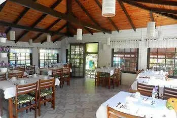Pousada La Eugênia Bombinhas Casa de hóspedes
